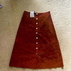Diane von Furstenberg NWT suede midi skirt. Size 8. Fully lined